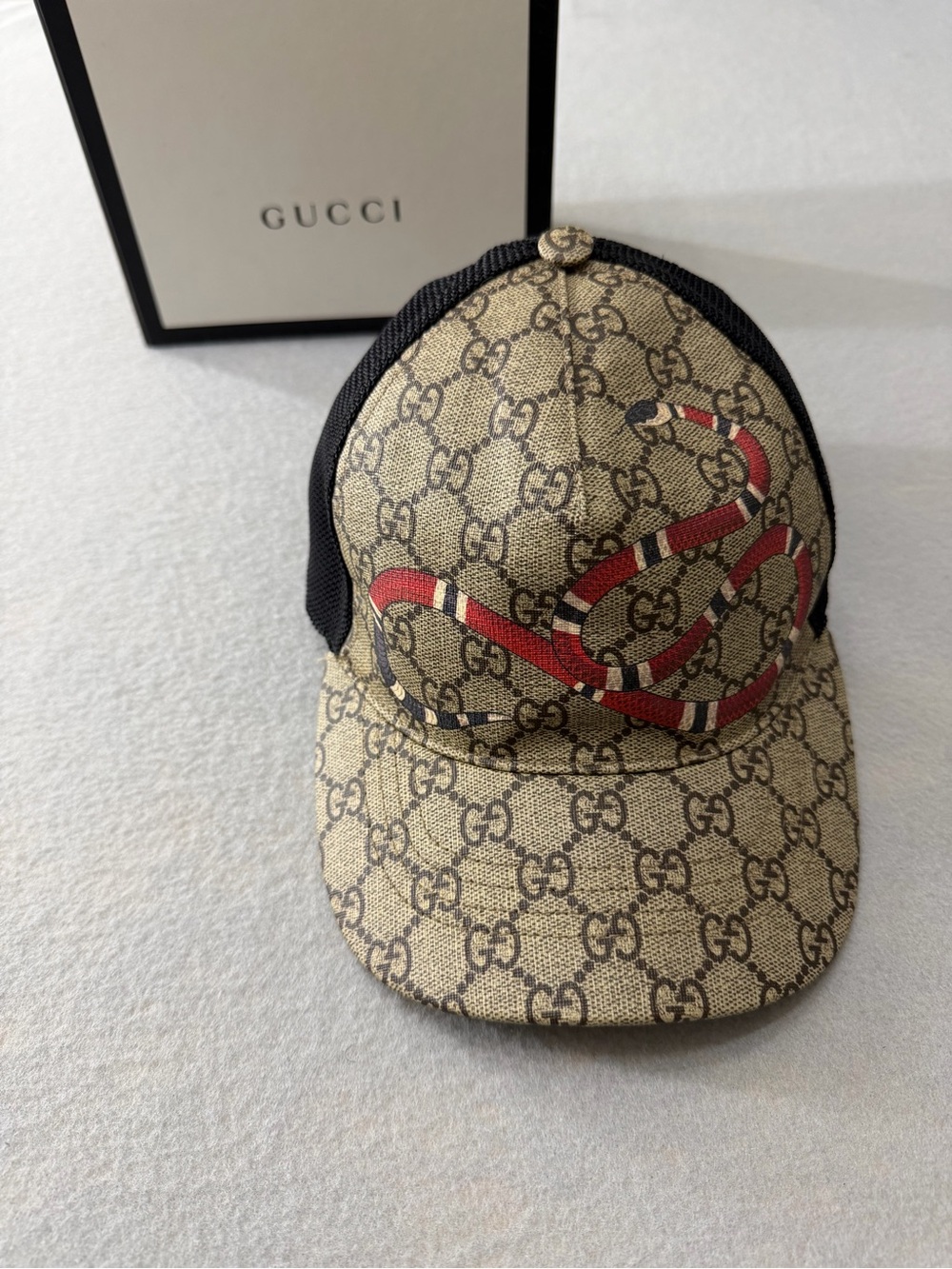 73 Gucci Auth  57 S Beige Black GG Supreme Canvas Snake Web Ball Cap Hat Runway
